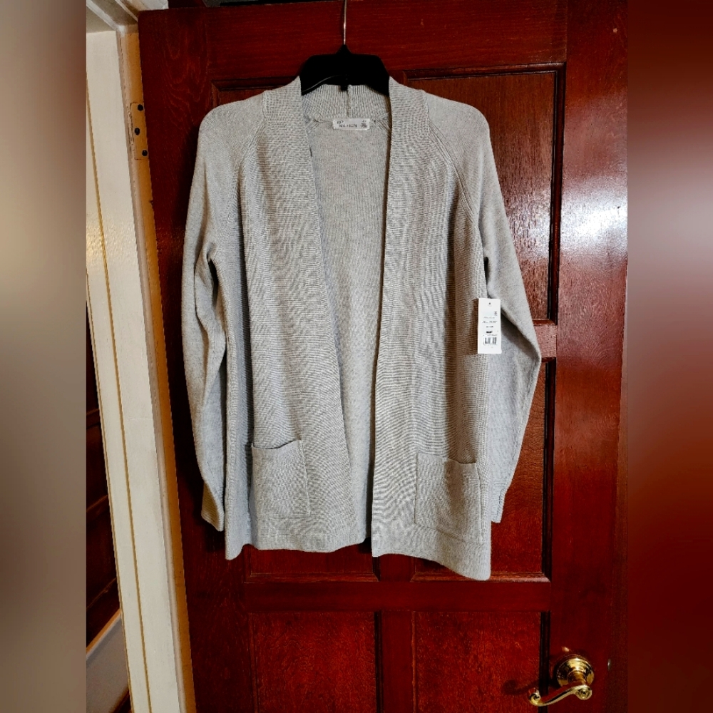 Gray sweater